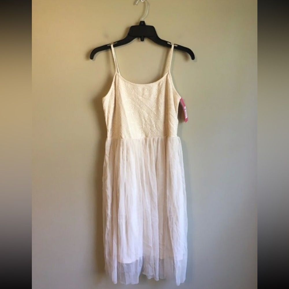 NWT Xhilaration large cream dress